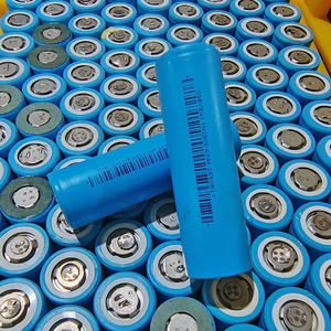 3<strong>.</strong>7V 21700 NCM Rechargeable Cylindrical Lithium Ion Battery 4000mah-5000mah Capacity for Flashlight Ebike - Product Image 6