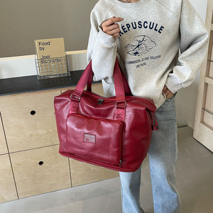 Sac de voyage de beauté en PU avec logo personnalisé, léger et portable, organiseur de soins de la peau pour les vacances, sac à chaussures de voyage anti-poussière - Product Image 1