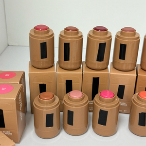 Nouveau produit de haute qualité, stick blush hautement pigmenté et longue tenue, double usage pour les lèvres et les joues, crème blush, rouge à lèvres 5,3g - Product Image 3