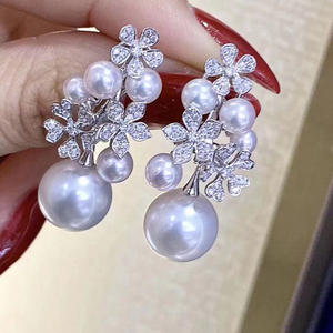 Boucles d'oreilles en perles Akoya blanches champagne, clous en argent 925, design floral, plaqué rhodium, qualité AAA, bijoux de mariage, classiques pour femmes - Product Image 3