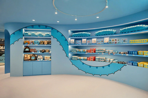 Kiosco de Juguetes de Diseño Personalizado en Acero Inoxidable para una Solución Integral de Diseño y Equipamiento de Tiendas - Product Image 4