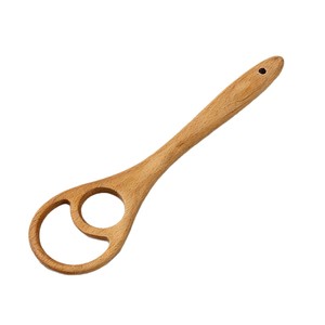 Batidora de madera creativa, batidora manual de huevos para cocinas domésticas, herramienta auxiliar de mezcla de madera maciza para repostería. - Product Image 1