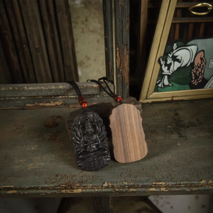 Nuova Collana con Ciondolo Buddha Bodhisattva dello Zodiaco in Legno di Agarwood, Amuleto Religioso Cinese in Pietra Naturale che Porta Fortuna e Protegge dai Spiriti Maligni - Product Image 2