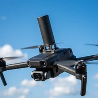 Antenne hélicoïdale à triple fréquence à gain élevé pour la collecte de données d'arpentage aérien et la photogrammétrie avec connecteur SMA-J