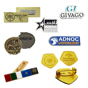 แผ่น<span class=keywords><strong>ป้าย</strong></span><span class=keywords><strong>ชื่อ</strong></span>โลหะแบบไม่สม่ำเสมอ<span class=keywords><strong>ป้าย</strong></span>ทองเหลืองสำห<span class=keywords><strong>รับ</strong></span><span class=keywords><strong>ป้าย</strong></span>ไอดีแบบแกะสลักแบบสม่ำเสมอพร้อมหมุดล็อคที่ปลอดภัยอุปกรณ์เสริมการสร้างแบรนด์ - Product Image 1