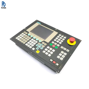 แผงควบคุมระบบ Original NweSINUMERIK 802C Base Line รุ่น 6FC5500-0AA00-1AA0 พร้อมแป้นพิมพ์ - Product Image 1