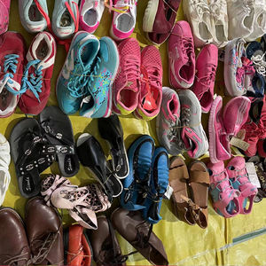 วินเทจทีรองเท้ากีฬากิโลกรัมก้อนยุโรปใช้รองเท้าแบรนด์เบลสําหรับเด็ก - Product Image 3