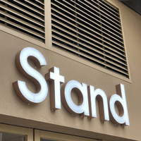 Lettres en métal 3D personnalisées en acier inoxydable, enseigne LED rétroéclairée, conception gratuite, service OEM ODM, dropshipping, vente en gros, sans MOQ, expédition rapide