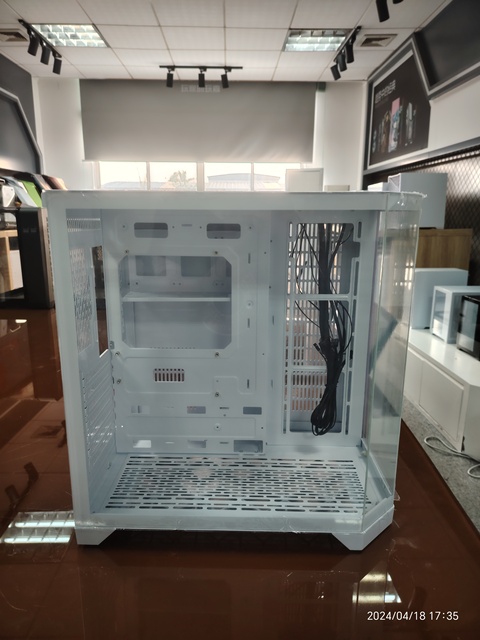 Wholesale Hot Sale ATX M ATX ITX PC Case PC Gehause Gaming Tempered Glass case Support 360 Water Cooling High Capacity Computer