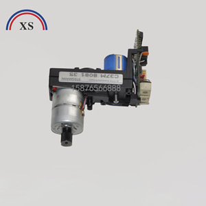 Motor de fuente de tinta Roland C37M808135 220V, pieza para máquina de impresión rotograbado automática - Product Image 5