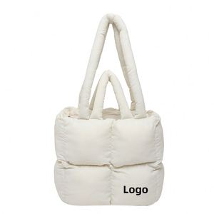Sacs à main matelassés de couleur unie simples pour femmes, sac fourre-tout matelassé, logo personnalisé - Product Image 1
