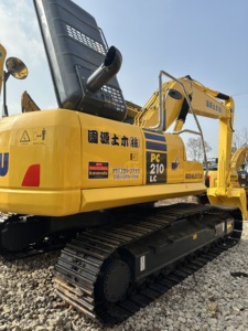 Excavadora Usada de Alta Calidad Komatsu PC210-8 para Exportación Global, Sistema Hidráulico Original, Compatible con Contenedores y Envíos a Granel - Product Image 5