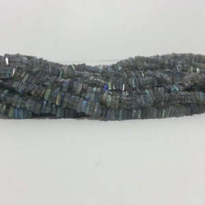 Chaîne de perles en pierre de labradorite grise naturelle de 4-5 mm, forme carrée plate, coupées lisses, certifiées IGI, vente en gros - Product Image 3