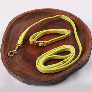 Okeypets - <span class=keywords><strong>Collar</strong></span> Ajustable para Mascotas, Acolchado y Suave, en Colores Sólidos, <span class=keywords><strong>Collar</strong></span> de Terciopelo para Perros y Gatos, con Correa y Lazo Desmontable - Product Image 3