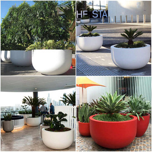 Jardinières rectangulaires élégantes en fibre de verre FRP pour intérieur/extérieur avec fleurs artificielles en fibre de verre - Product Image 2