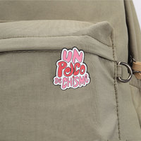 Cinq styles de broches émaillées amusantes avec slang espagnol, bulles de chat, main, crème glacée et slogan latin pour la décoration de sacs à dos
