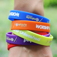 Gummi armbänder Silikon armband geprägt geprägt geprägtes Logo Gummi armband