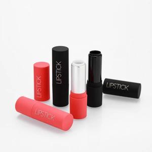 Tube de rouge à lèvres vide en plastique de 3,5 ml, baume à lèvres, bouchon à vis, sérigraphie, estampage à chaud, logo personnalisé, étui noir mat, vente en gros - Product Image 1