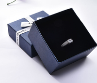 Boîte cadeau rigide haut de gamme 2026, très vendue, pour bijoux femme, avec ruban, nœud, gaufrage, pelliculage UV mat, doublure en éponge, recyclée