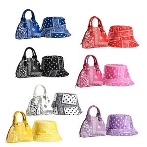 Ensemble Robe Vintage Anglaise, Chapeau Bob et Sac à Main pour Femme en Cuir PU à Motif Floral, Anti-Vol, Résistant à l'Eau, Design Portable pour Voyage - Product Image 1