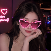 Lunettes LED Lumineuses en Forme de Cœur pour Femme, Décorations de Soirée Enterrement de Vie de Jeune Fille, Accessoires Photo de Mariage, Fournitures de Soirée, Lumières