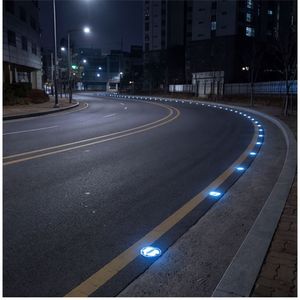 Luz LED Solar de Alta Luminosidad para Cruces Peatonales, Fabricada en Aluminio Fundido, Eficiente en Energía y Reflectante - Product Image 3