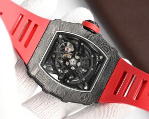 นักออกแบบแบรนด์หรูสร้างสรรค์นาฬิกาจักรกลแบบโปร่งสำหรับผู้ชายระดับไฮเอนด์ พร้อมคุณสมบัติกันน้ำลึก เหมาะสำหรับการใช้งานในเชิงธุรกิจ - Product Image 5