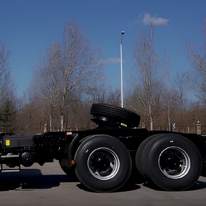 Nouveau camion tracteur Foton Auman <span class=keywords><strong>GTL</strong></span> 400HP 6x4, diesel, norme Euro II, transmission manuelle, tracteur lourd pour la <span class=keywords><strong>logistique</strong></span> - Product Image 6