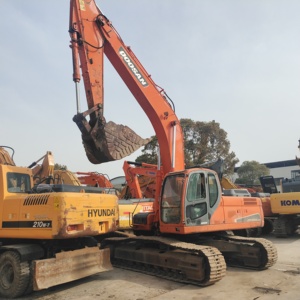 Excavadora DOOSAN DX300LC-9C Usada Más Vendida, Pocas Horas de Operación, Motor Original, Sistema Hidráulico, Lista para Uso Inmediato - Product Image 4