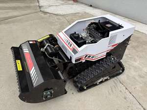 Tondeuses à gazon robotisées diesel télécommandées de 800 mm, 1000 mm et 1200 mm, tondeuses à gazon à chenilles - Product Image 3