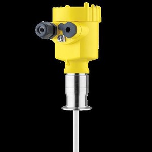 สวิตช์วัดระดับไมโครเวฟแบบสุขภัณฑ์ Endress+Hauser VEGACAL 66 สำหรับการใช้งานในอุตสาหกรรมอาหารและยา เซ็นเซอร์เรดาร์ - Product Image 1