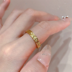 Bague géométrique en nid d'abeille moderne haut de gamme en zircon, étanche, plaquée or 18 carats, en cuivre pour femmes - Product Image 6