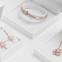 Lufumi — boîte à bijoux personnalisée en papier blanc, nouvelle collection, coffret d'emballage de bagues, collier, pendentif, vente en gros