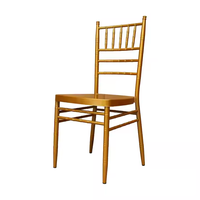Nouveau produit mobilier pour hôtel Chiavari chaises de banquet empilables en métal doré pour fêtes de mariage et événements avec coussin