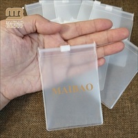 Personnalisé avec votre logo Mini 8x8 Cm Pvc plastique boucle d'oreille collier bijoux emballage petit sac pochette à fermeture éclair pour bijoux