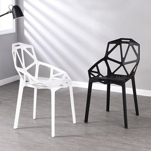 Sillas <span class=keywords><strong>de</strong></span> Plástico PP sin Brazos, Sillas con Respaldo Hueco Creativo para Jardín, Hogar, Oficina, Silla <span class=keywords><strong>de</strong></span> Escritorio - Product Image 1
