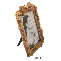 Bingkai Foto Resin Ukiran Bunga 3D Vintage Warna Emas dengan Cetakan UV untuk Pajangan Foto Kenangan dan Hadiah Elegan