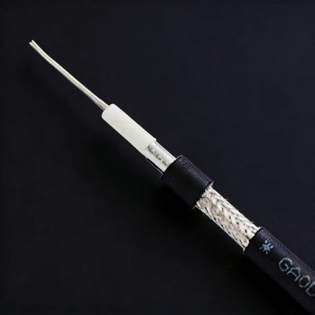 Ultra Low Loss RF Phase Stable Flexible High Frequency Stranded Copper Coaxial Cable RG7 8.1mm Diameter for Video/Radio/Data/TV