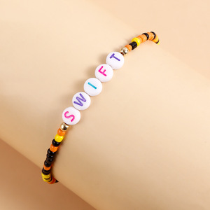 Mode personnalisée Boho coloré rapide amour mot perles Bracelet pour adolescents adultes en gros <span class=keywords><strong>moins</strong></span> <span class=keywords><strong>cher</strong></span> Alphabet lettres perles Bracelets - Product Image 6