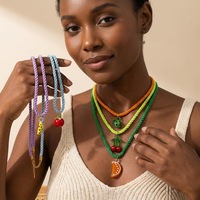 Zomerse elektrolytisch verzinkte hanger kersen, hot selling touwketting, schattige kleur voor fruit hars dames sieraden