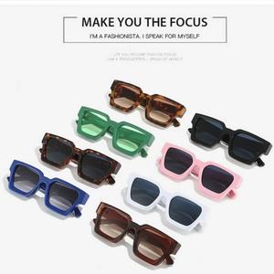 Cango Gafas De Sol Negras De Alta Calidad Oculos De Sol Para Hombres Mujeres Plástico Clásico Moda Logotipo Personalizado Gafas De Sol UV400 Barato - Product Image 3