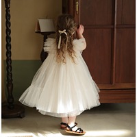 Robe de princesse en gaze pelucheuse cousue à la main pour filles 2025 été nouvelle robe blanche robe de princesse de haute qualité.