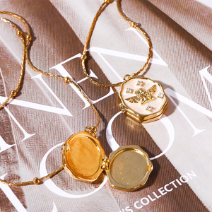 Персонализированный подарочный медальон с фото, золотое ожерелье, кулон-ангел, винтажное памятное украшение - Product Image 4