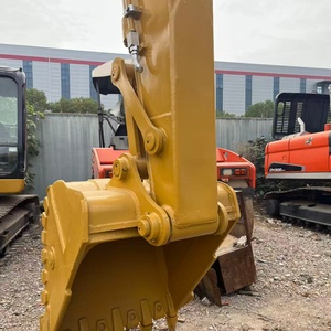 Pelles rétrocaveuses hydrauliques Caterpillar CAT320CL de 20 tonnes, durables et puissantes, à faible nombre d'heures de fonctionnement, pour projets de construction - Product Image 4