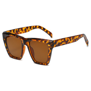Gafas de Sol de Moda para Mujer, con Logotipo Personalizado, Cuadradas, Grandes, de Gran Tamaño, con Montura Grande - Product Image 2
