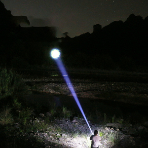 Nhà máy hợp kim nhôm COB di động ngoài trời USB có thể sạc lại EDC Mini Telescopic zoom nhỏ <span class=keywords><strong>LED</strong></span> <span class=keywords><strong>Torch</strong></span> ánh sáng đèn pin chiến thuật - Product Image 3