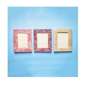 Cadre photo de chambre à coucher pour la décoration intérieure Cadre photo en résine fait à la main de haute qualité Cadre photo en marbre unique pour salon - Product Image 1