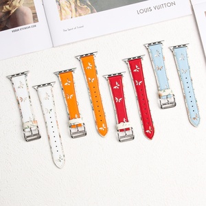 สายนาฬิกาหนังลายผีเสื้อแบบกลวง Upro Fashion สำหรับ Apple Watch Series 11 10 ขนาด 46 มม. สายหนังพิมพ์ลายสองชั้น - Product Image 1