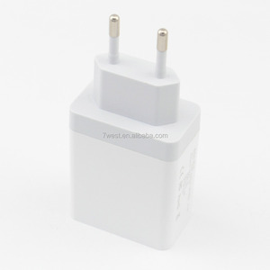 PD 30W Charge <span class=keywords><strong>Rapide</strong></span> QC 3.0 Adaptateur <span class=keywords><strong>secteur</strong></span> <span class=keywords><strong>USB</strong></span> Type C Ports <span class=keywords><strong>USB</strong></span> <span class=keywords><strong>Chargeur</strong></span> Mural <span class=keywords><strong>Chargeur</strong></span> de Téléphone <span class=keywords><strong>Rapide</strong></span> Avec prise UE - Product Image 3