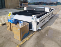 Machine de gravure et de découpe laser CO2 1325 1530 2030 2040 90W-150W refroidie par eau pour bois/caoutchouc/cuir, service OEM